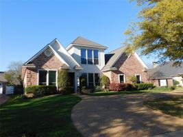 featured image of 204 Summertree Ct