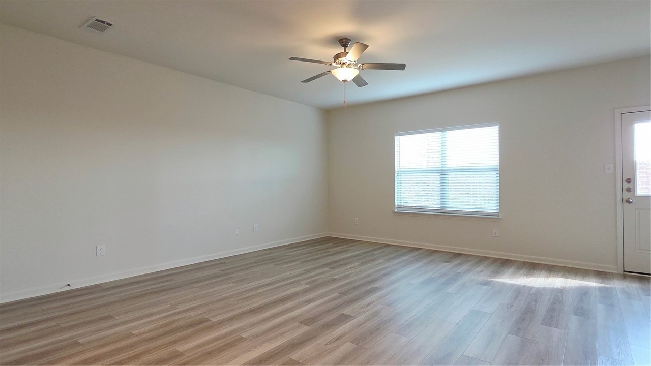 331 Stone Ct - Photo 6 of 18