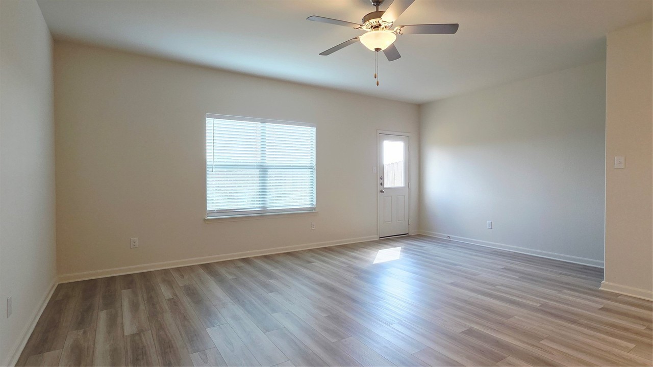 331 Stone Ct - Photo 7 of 18