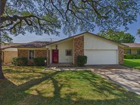 1112 Fox River Ln - Photo 1 of 1