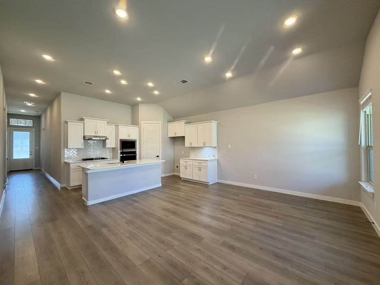 4008 Nightingale St - Photo 2 of 26