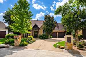 featured image of 2929 Park Arbor Ct
