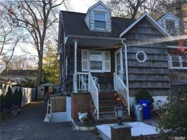 featured image of 54 Dorchester St #2