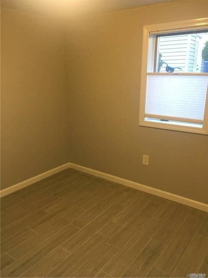 54 Dorchester St #2 - Photo 3 of 17