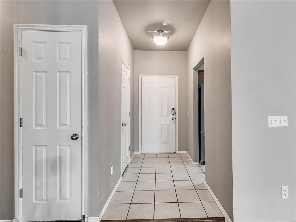 5928 Se 69th St - Photo 3 of 41