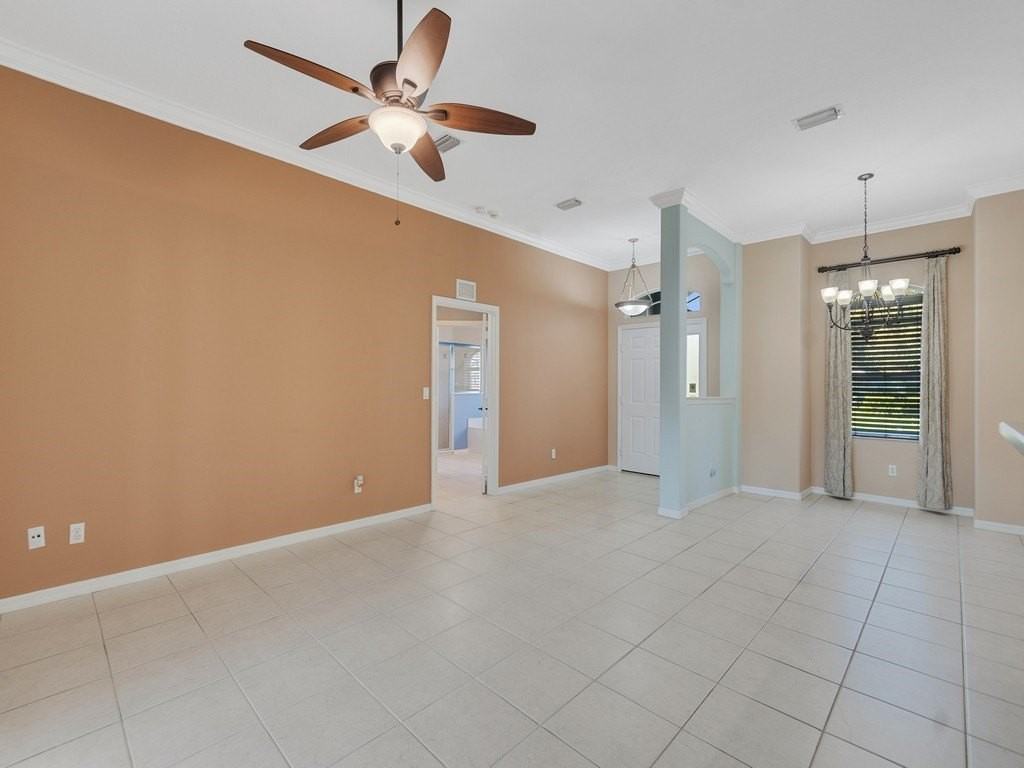 1108 Coverbrook Ln - Photo 7 of 30