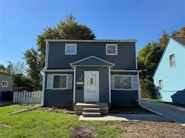 featured image of 22712 Clairwood St