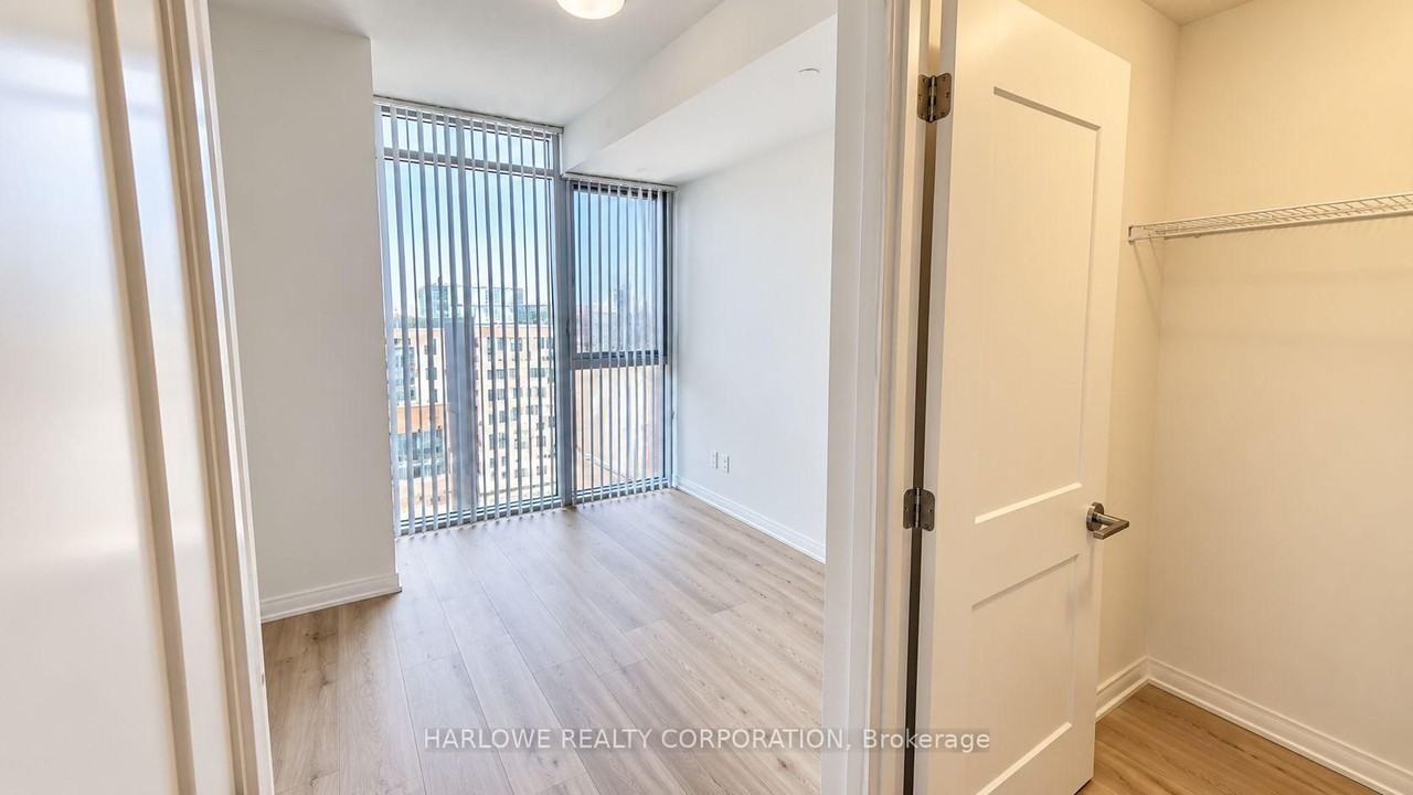 7895 Jane Street #203 - Photo 4 of 6