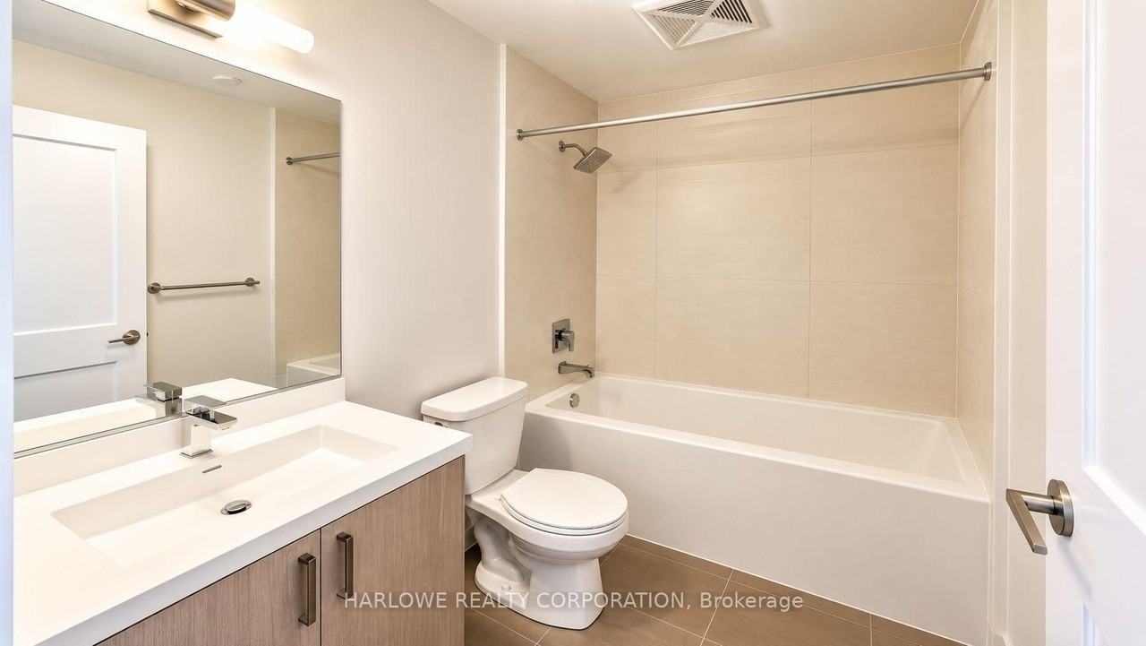 7895 Jane Street #203 - Photo 5 of 6