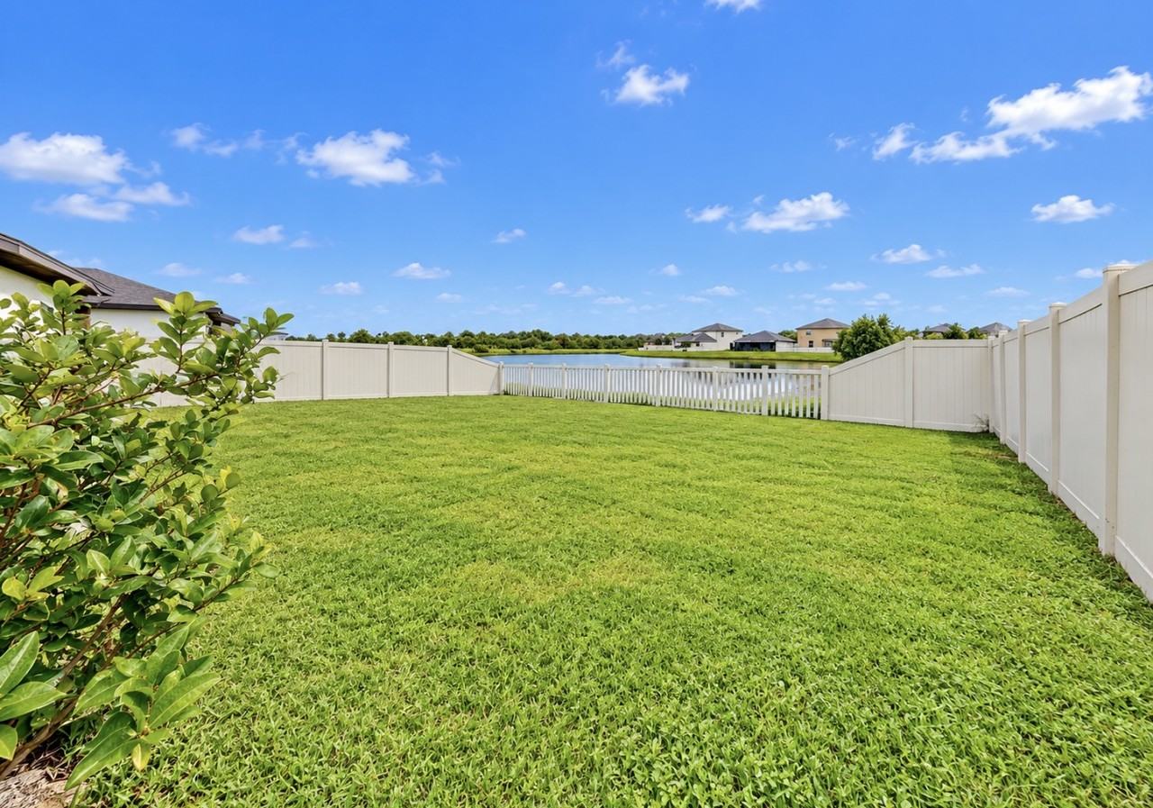 5005 White Chicory Dr - Photo 4 of 38