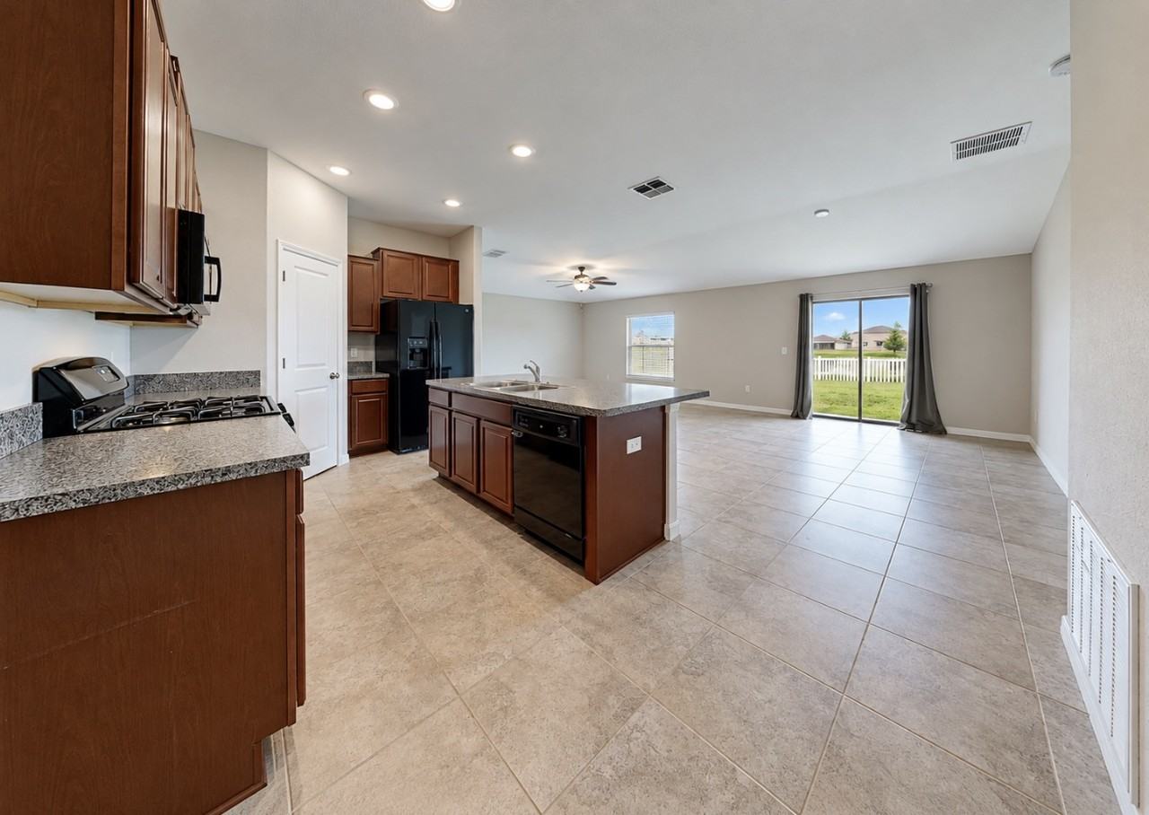 5005 White Chicory Dr - Photo 6 of 38