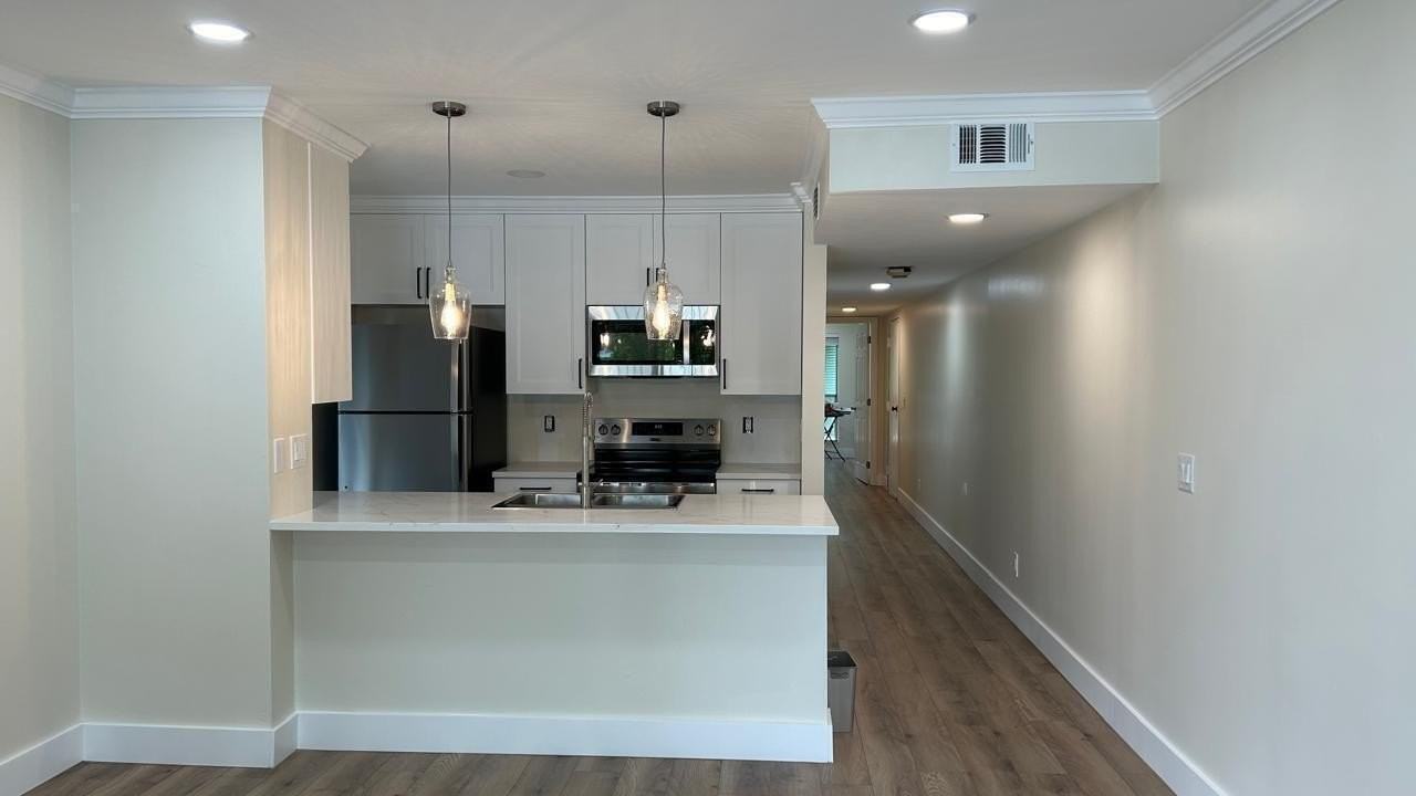 178 Cypress Point Dr #178 - Photo 2 of 14