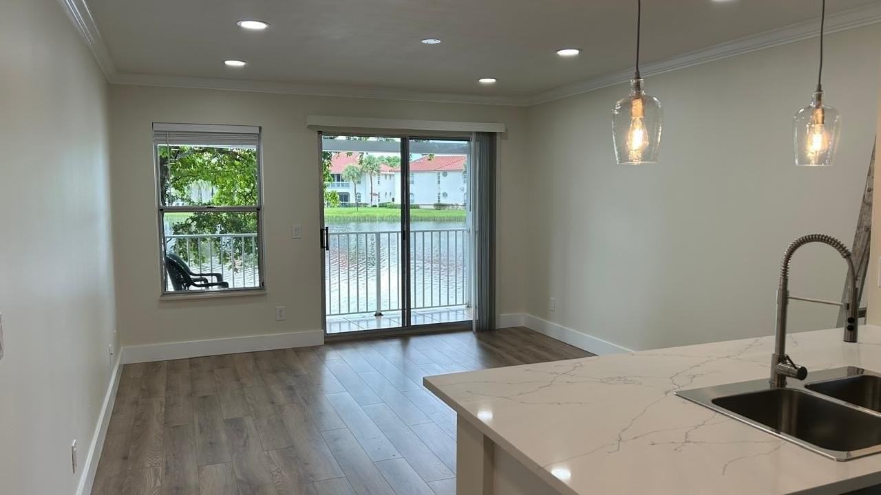 178 Cypress Point Dr #178 - Photo 5 of 14