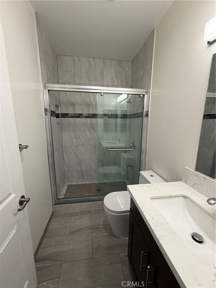 3154 Angelus Ave - Photo 4 of 6