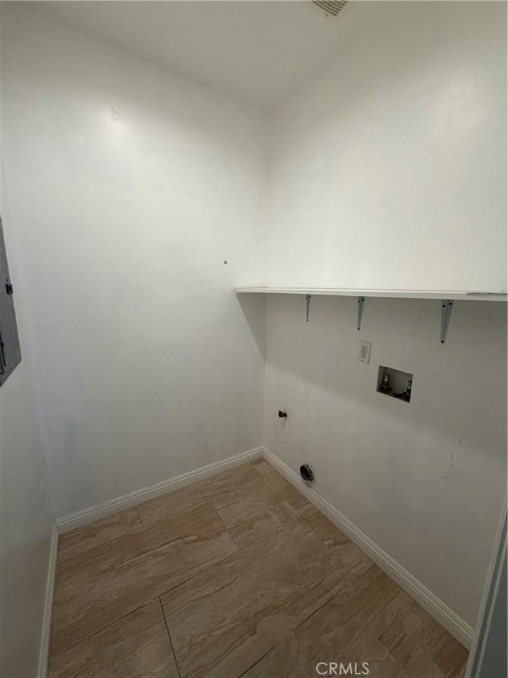 3154 Angelus Ave - Photo 6 of 6
