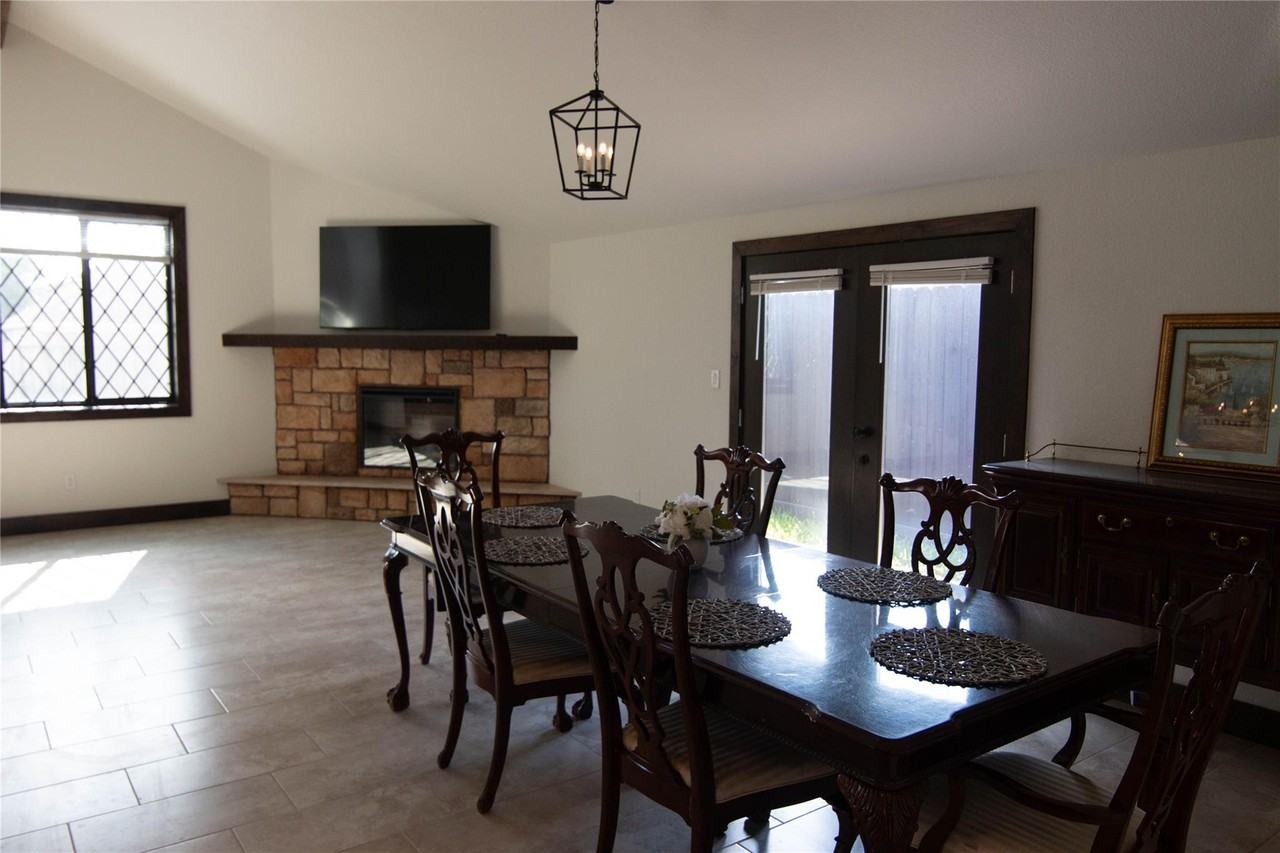 Turnbury Village Dr - Photo 5 of 13