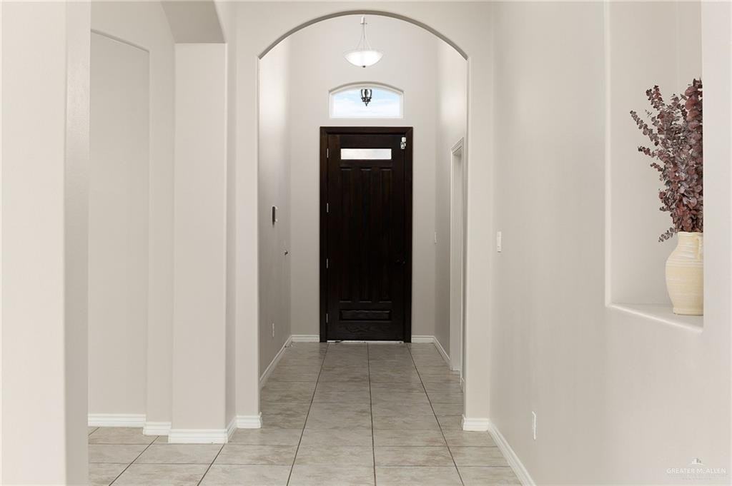Xenops Ave - Photo 4 of 27