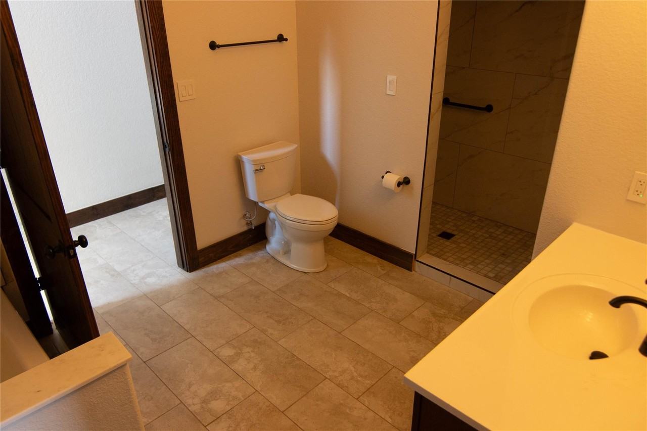 29511B Turnbury Village Dr - Photo 7 of 18