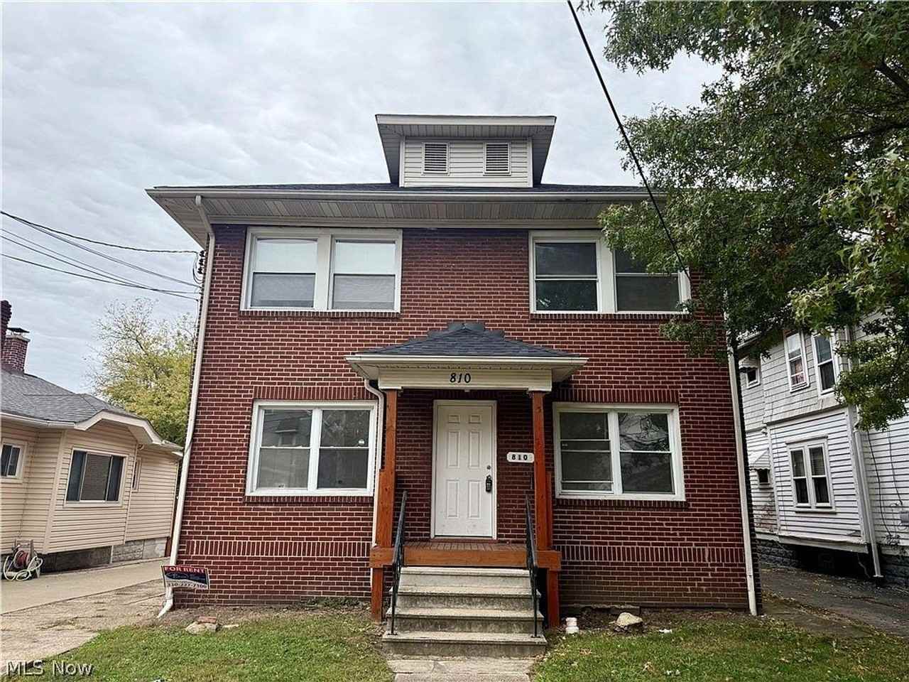 810 Thayer St - Photo 7 of 21