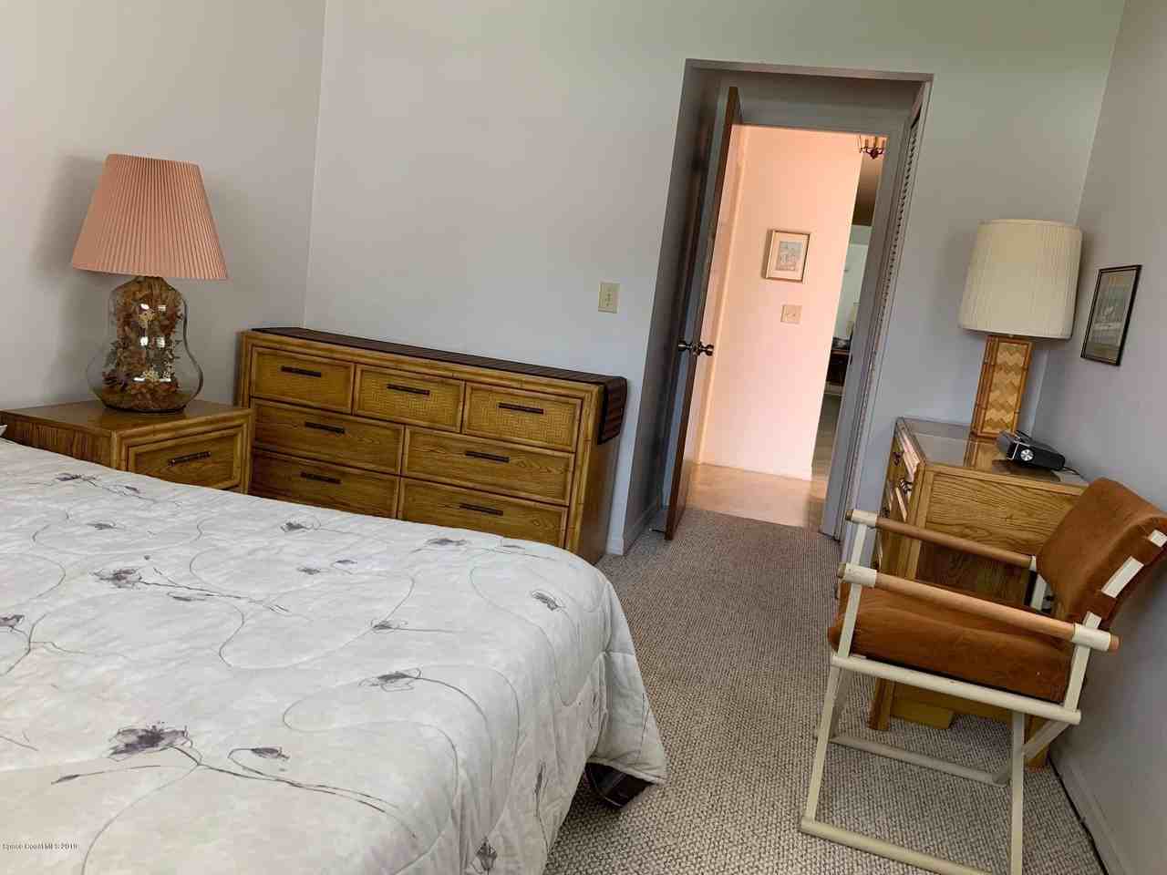 418 Hawthorne Ct - Photo 5 of 28