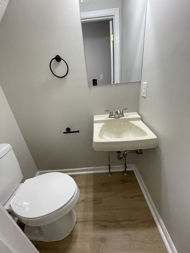 Northvail Dr #121 - Photo 4 of 13