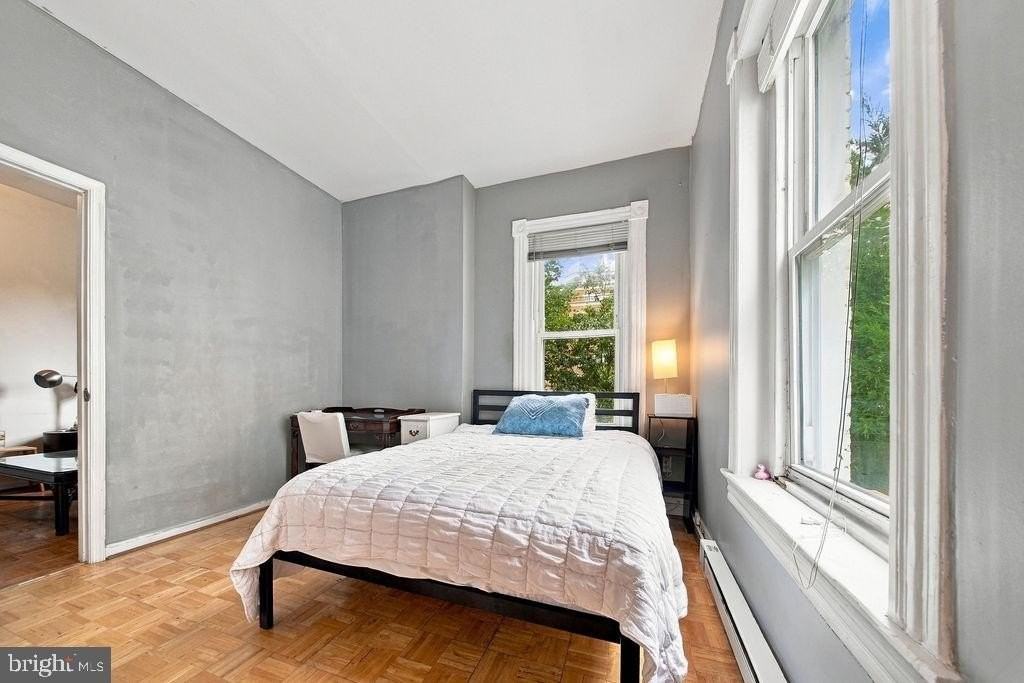 2149 N St Nw - Photo 2 of 17