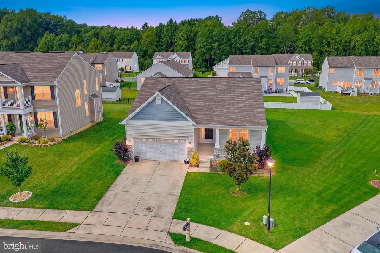 69 Boone Ct
