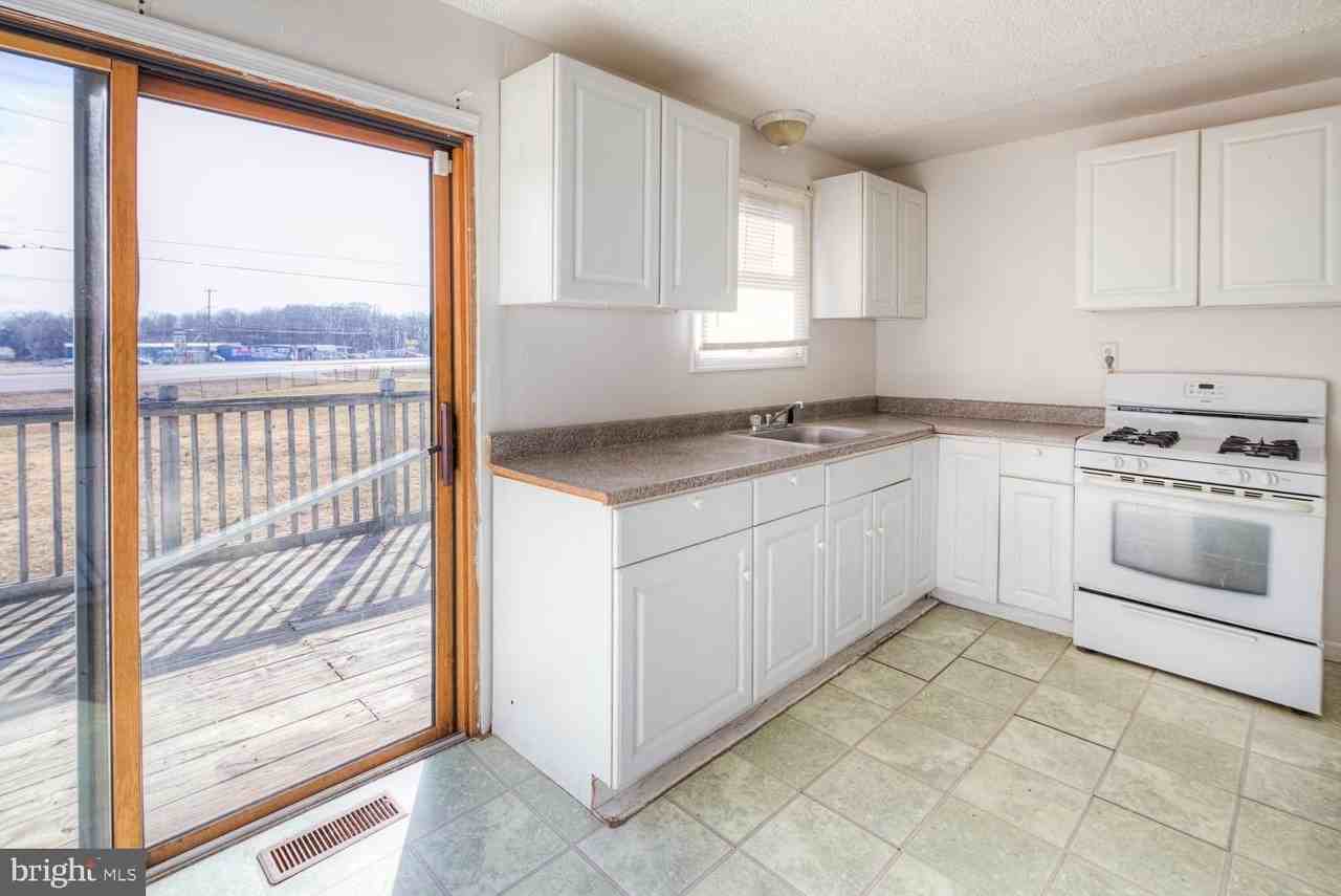 203 Sycamore Rd - Photo 5 of 14