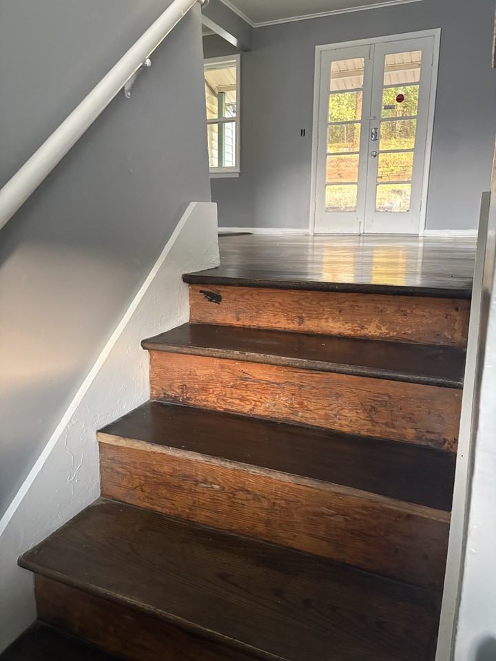 3923 N Elgin Ave #1 - Photo 3 of 12