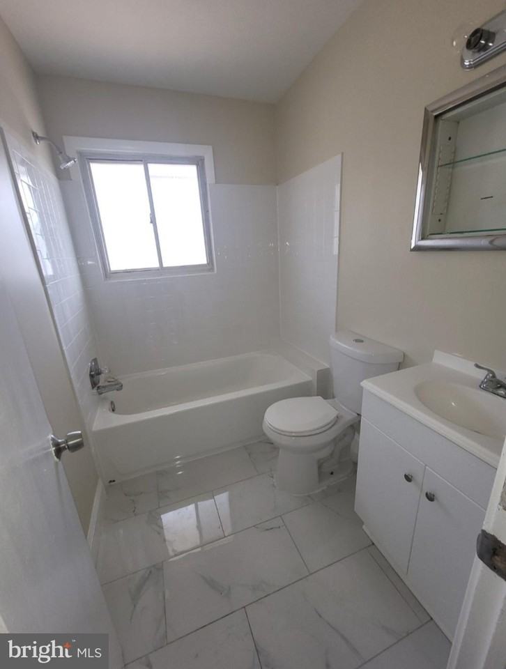 836 Booker Dr - Photo 6 of 8