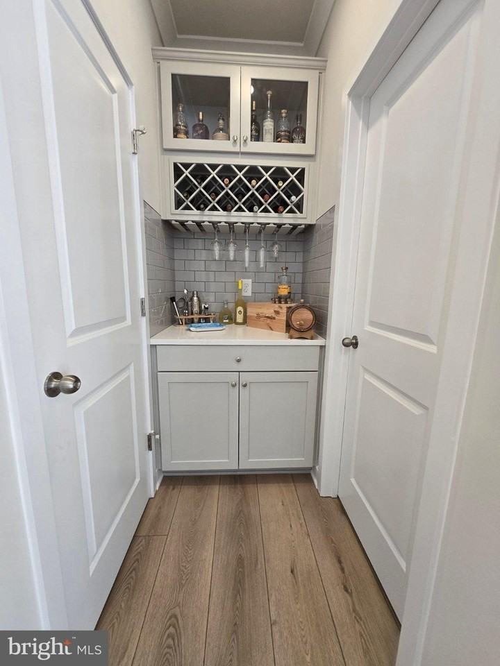 45294 Clearview Way - Photo 5 of 17