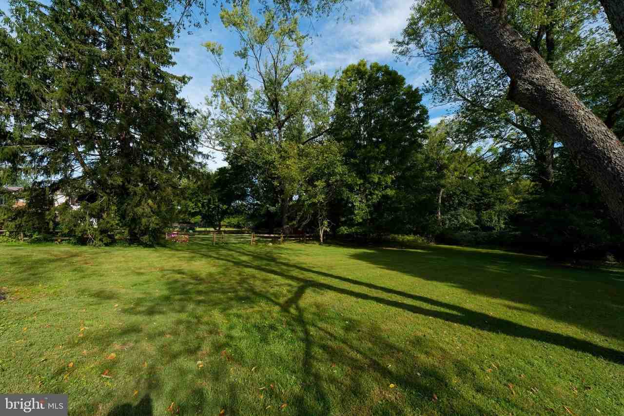 7 Doe Ln - Photo 7 of 26