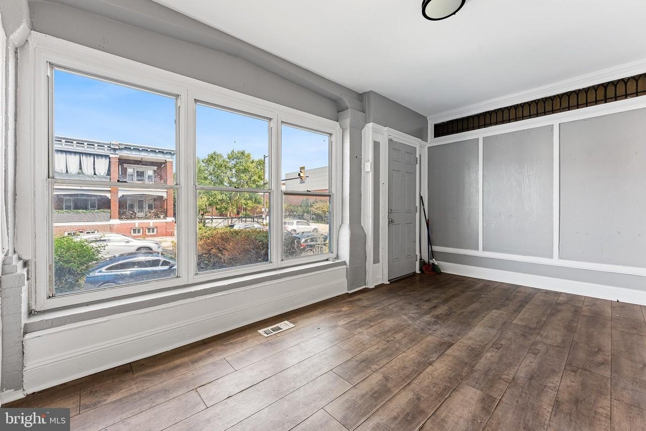 4938 Chestnut St #A - Photo 5 of 34
