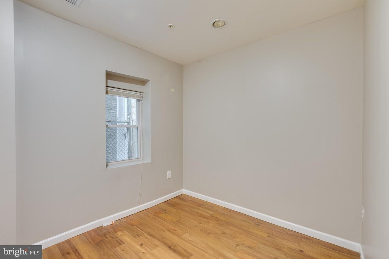 662 N 13th St #1 - Photo 6 of 12