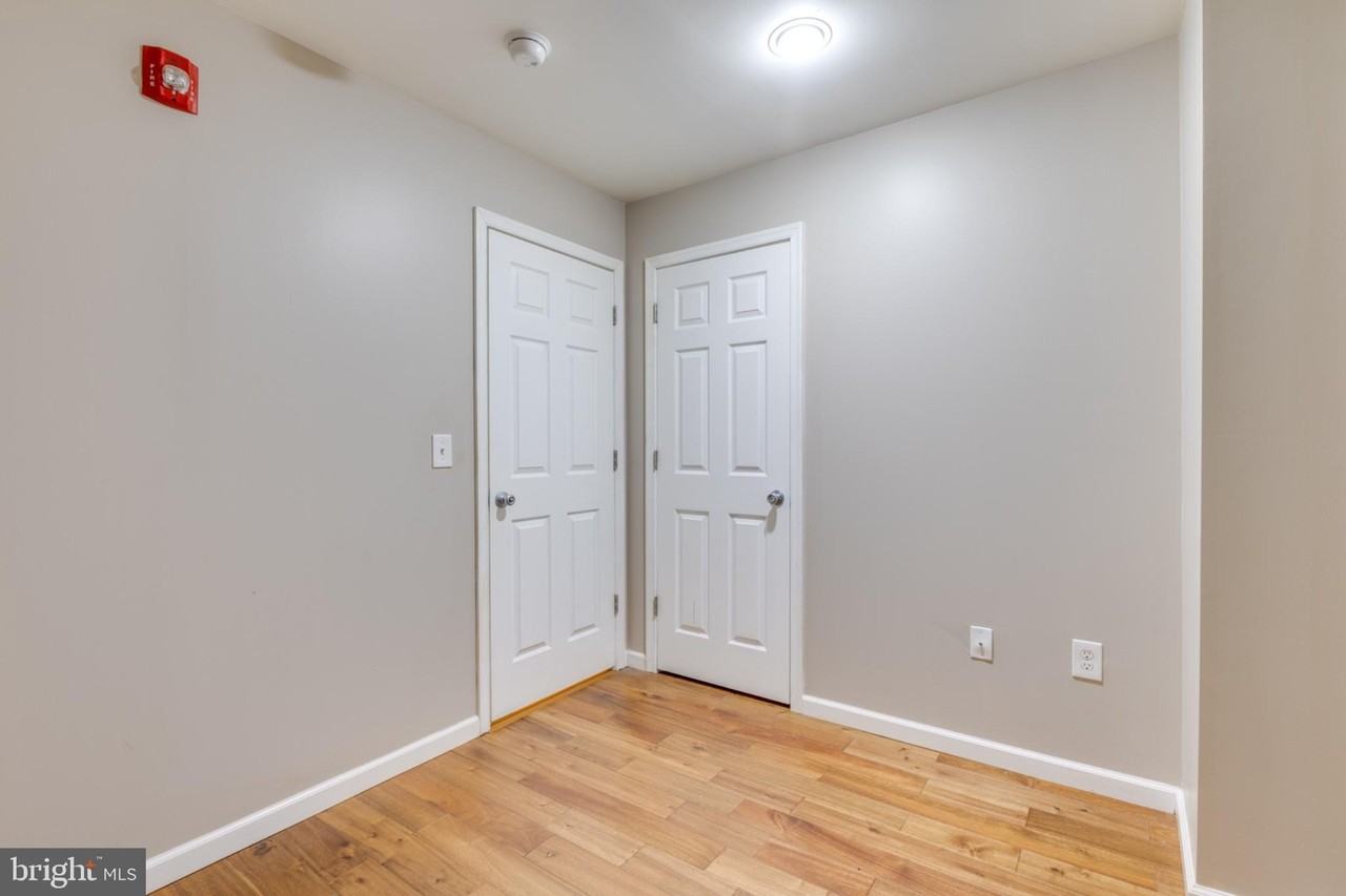 662 N 13th St #1 - Photo 7 of 12