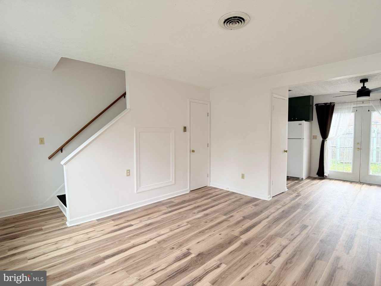 96 Hackberry Dr - Photo 2 of 13