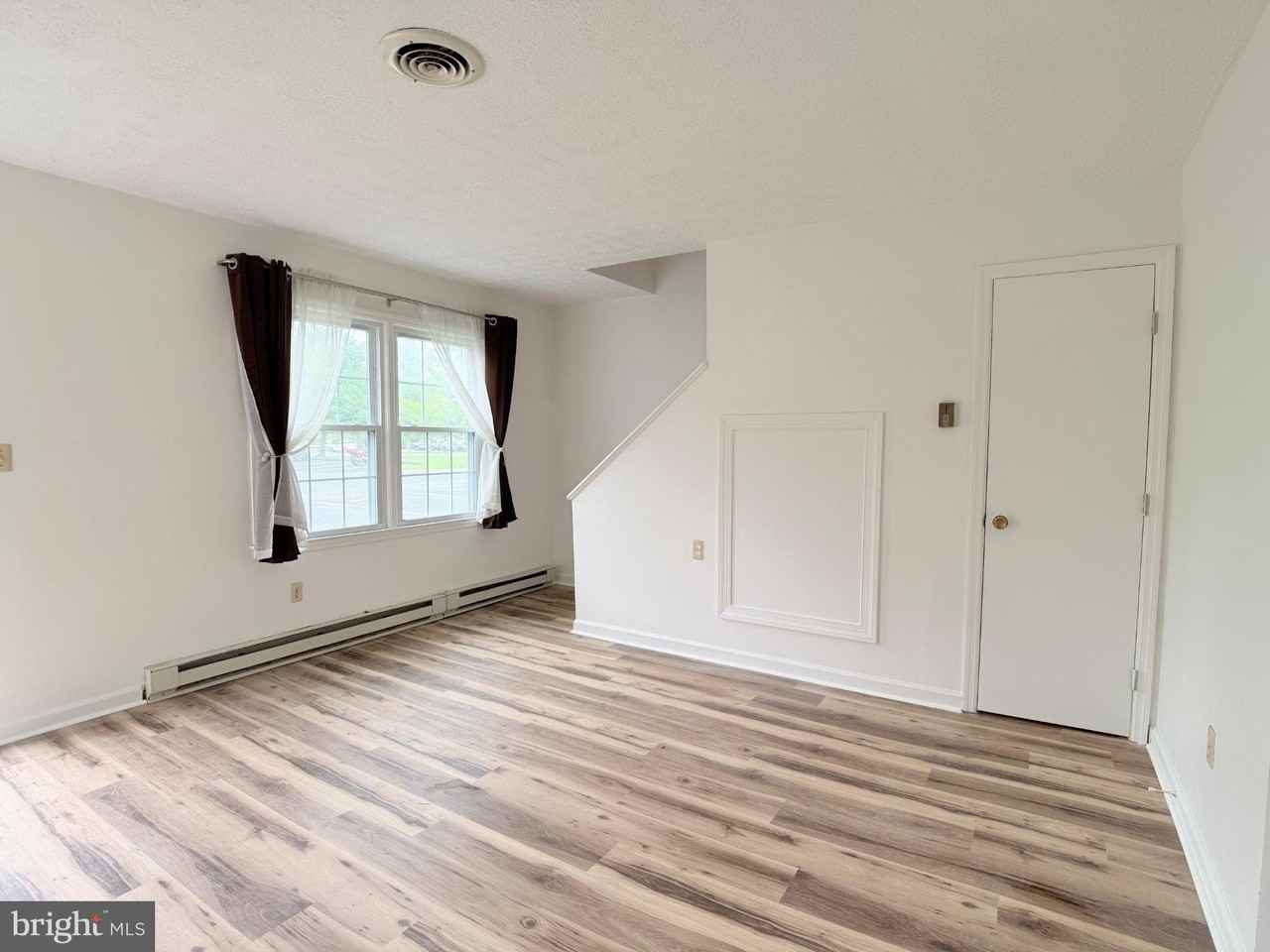 96 Hackberry Dr - Photo 3 of 13