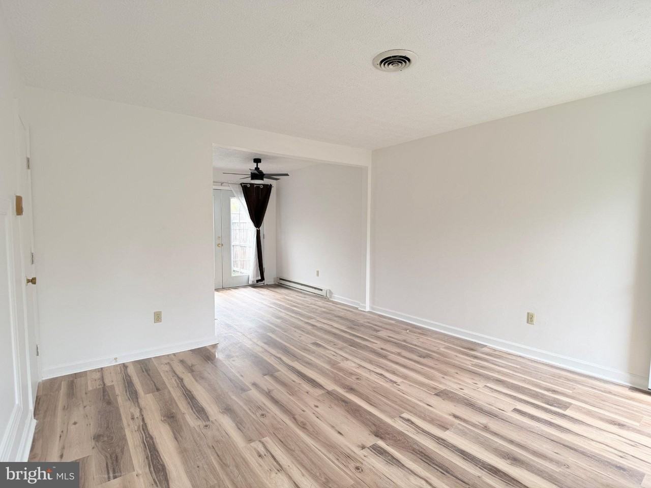 96 Hackberry Dr - Photo 4 of 13