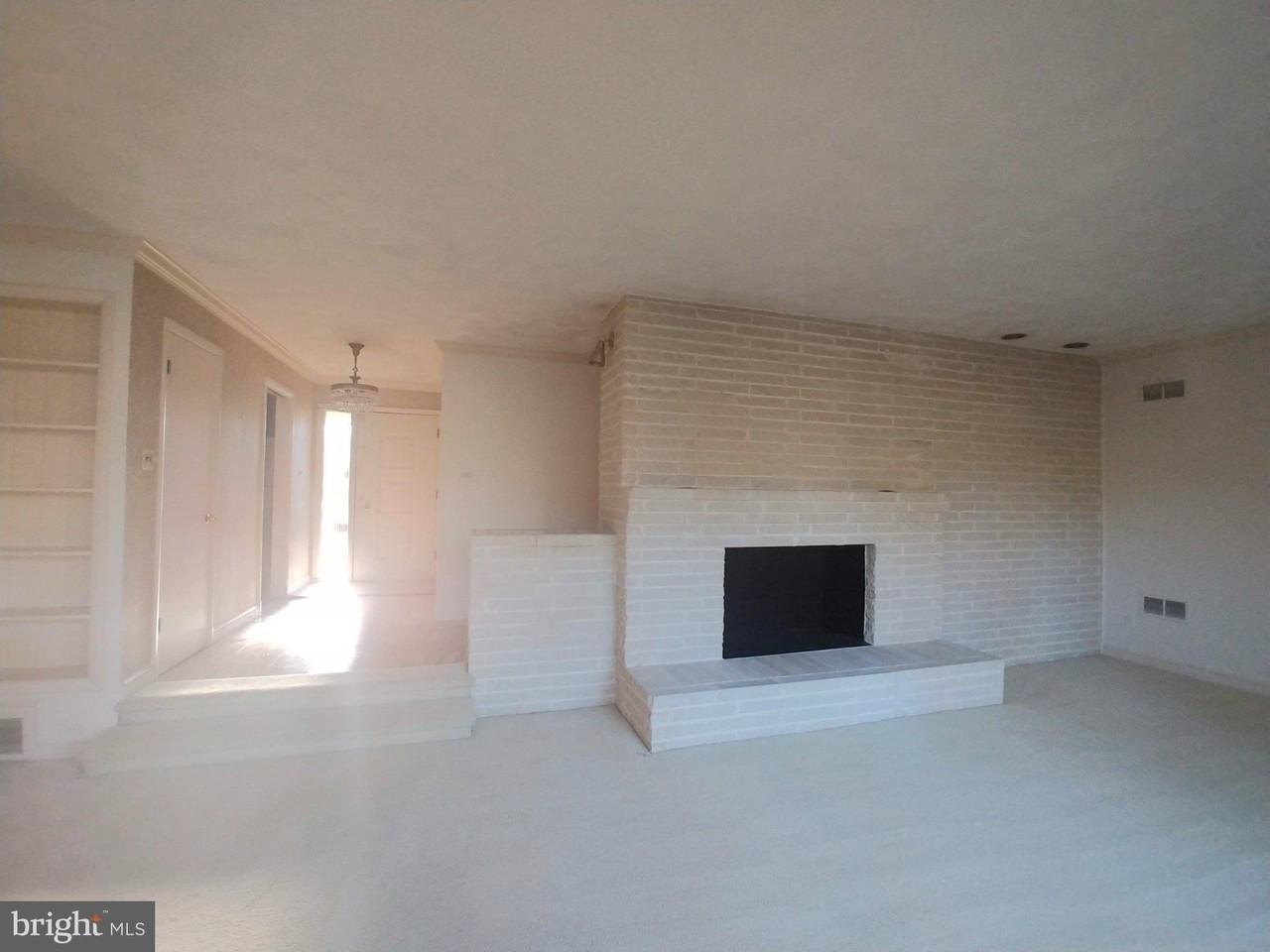 1429 Laburnum St - Photo 7 of 22