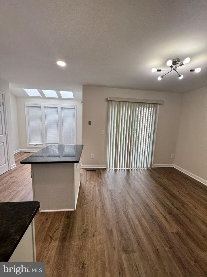 6148 Joust Ln - Photo 3 of 34