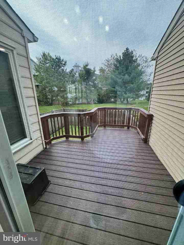 6148 Joust Ln - Photo 6 of 34
