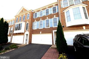 26139 Kennywood Sq - Photo 1 of 1