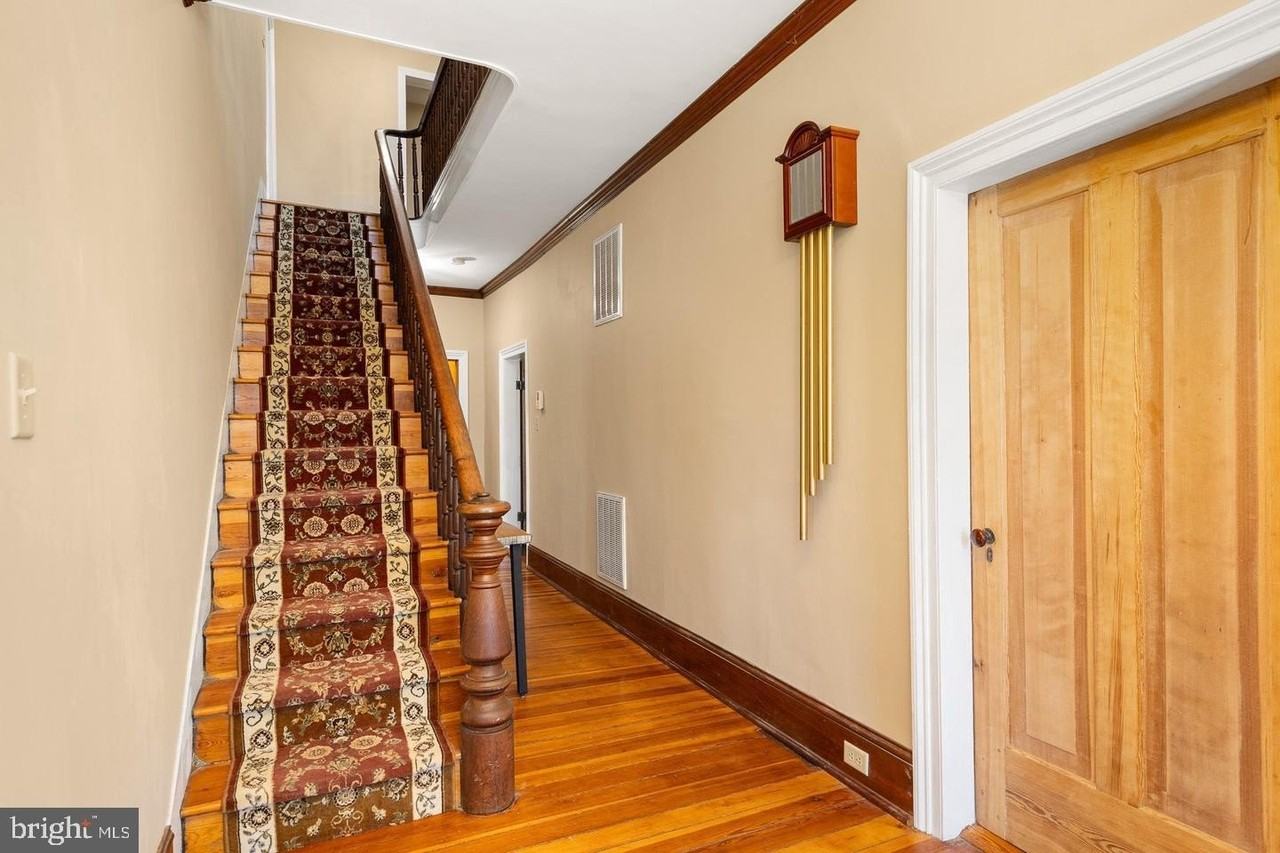 316 S Muhlenberg St - Photo 5 of 50