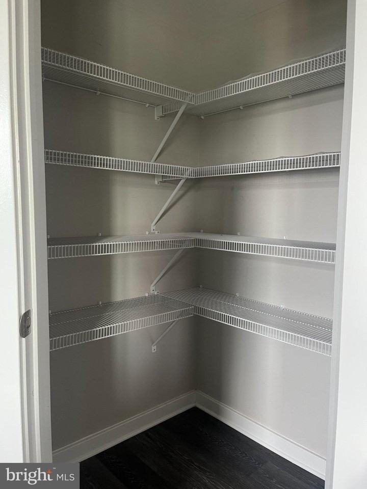 87 Carnes Way - Photo 4 of 10