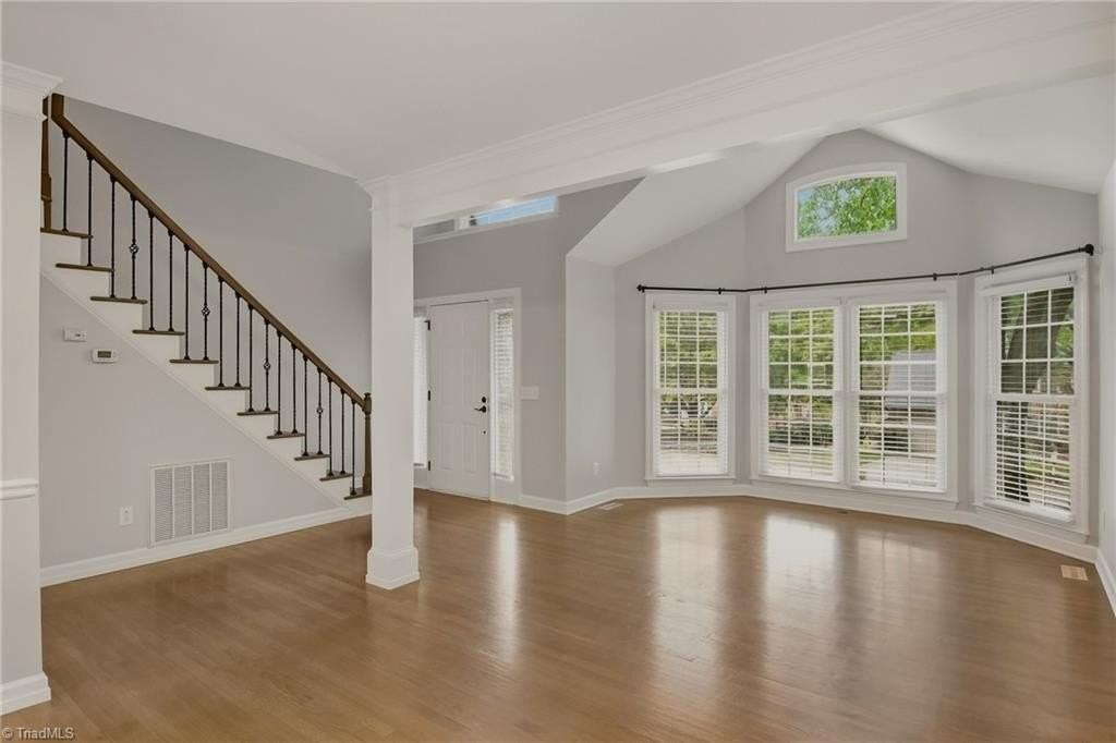 1519 Worthington Pl - Photo 5 of 39