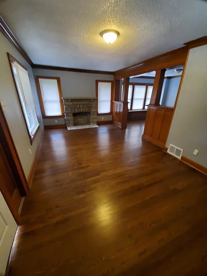 2411 E 70th St #1 - Photo 3 of 24