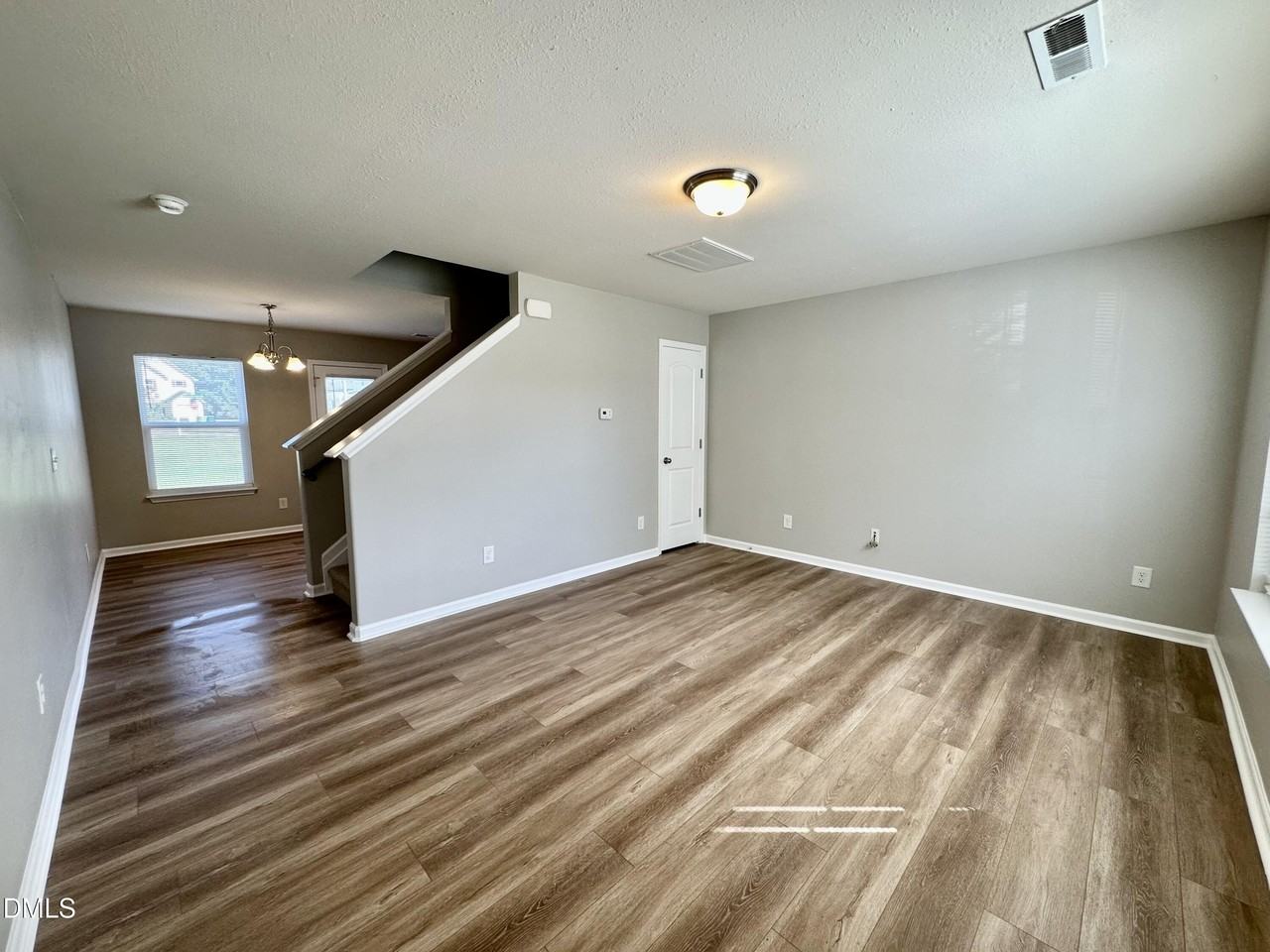 4773 Queen Pierrette St - Photo 4 of 23