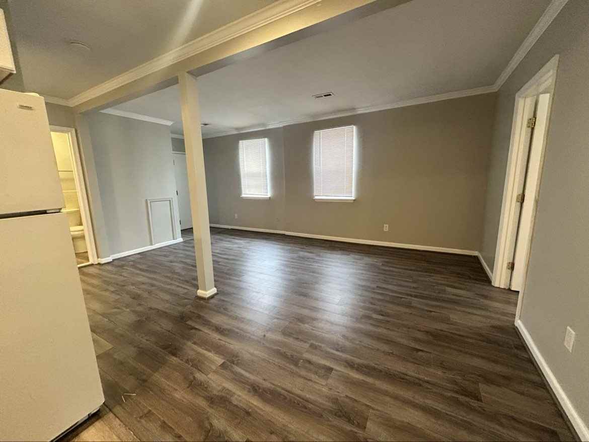 516 Saint Paul Pl #516-4 - Photo 4 of 10