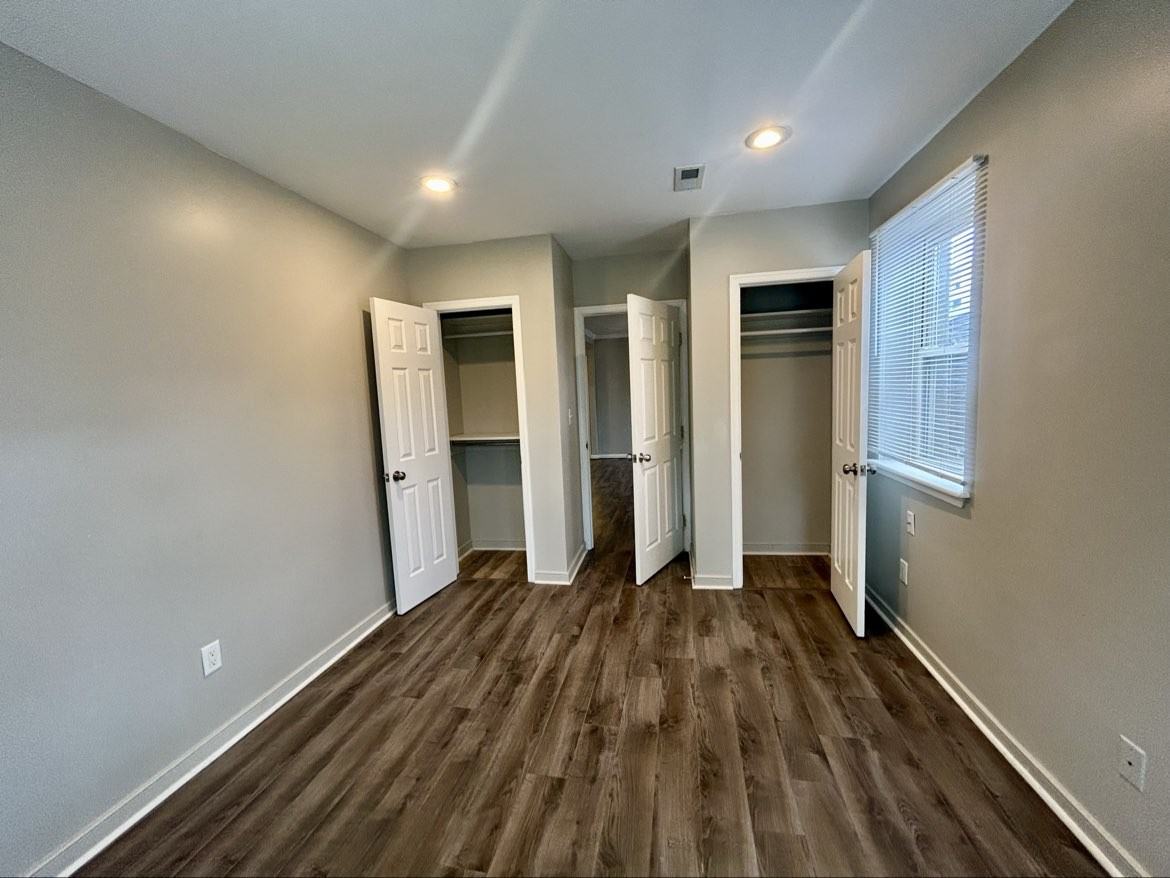 516 Saint Paul Pl #516-4 - Photo 6 of 10