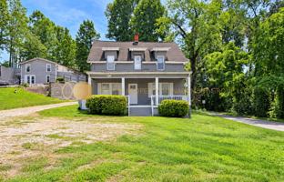 featured image of 808 Harrisburg Dr Sw